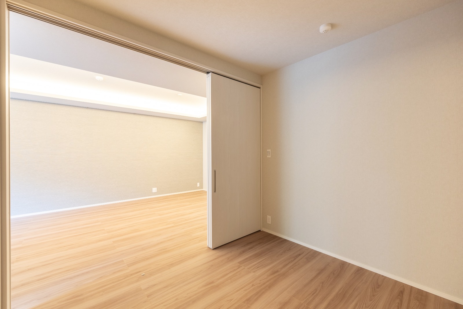 Dash Living Aoyama (Unfurnished), Executive-2BRO (Unfurnished) Image Dash Living Aoyama (Unfurnished), Executive-2BRO (Unfurnished) Image