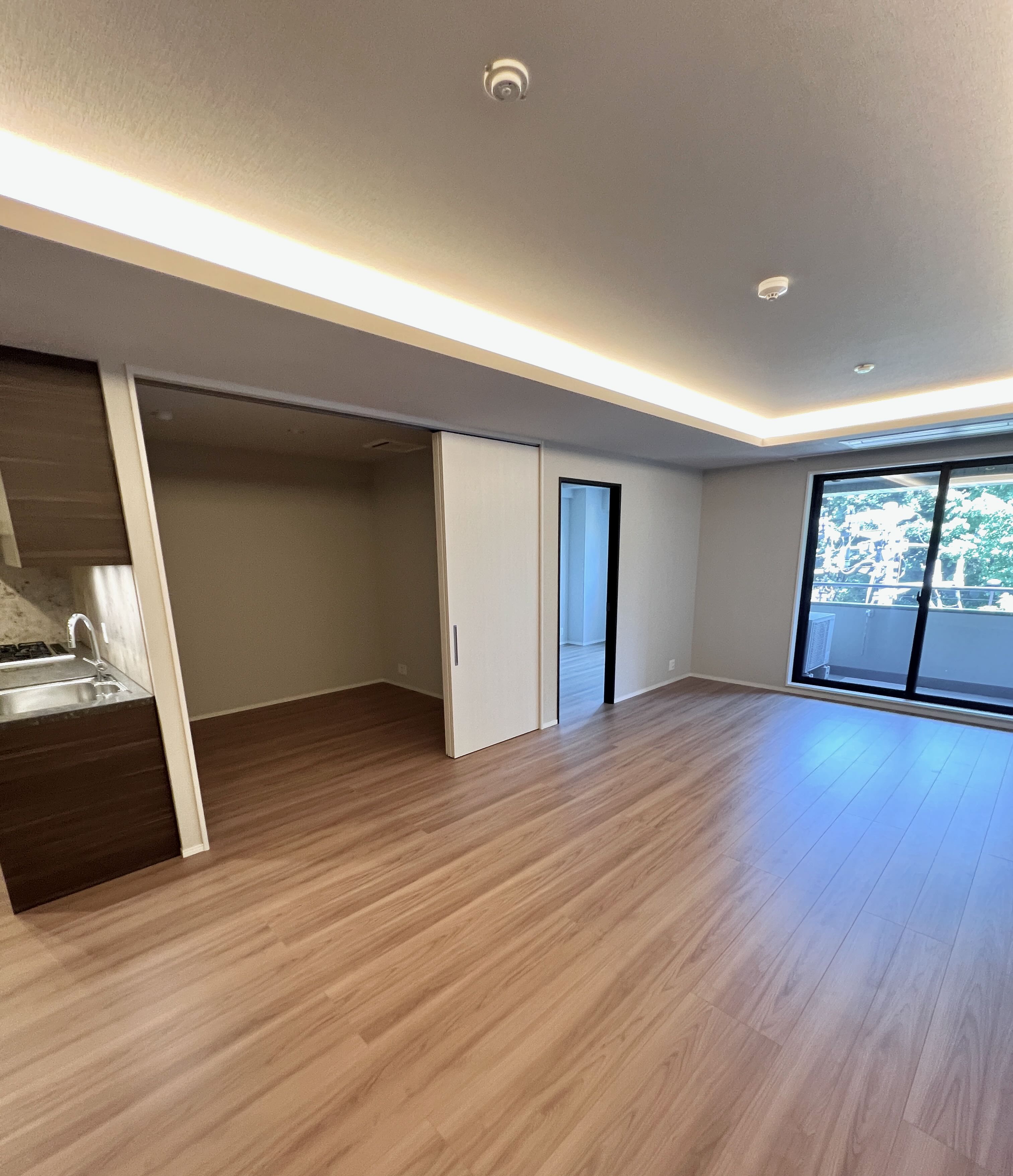 Dash Living Aoyama (Unfurnished), Premier-2BRO (Unfurnished) Image Dash Living Aoyama (Unfurnished), Premier-2BRO (Unfurnished) Image