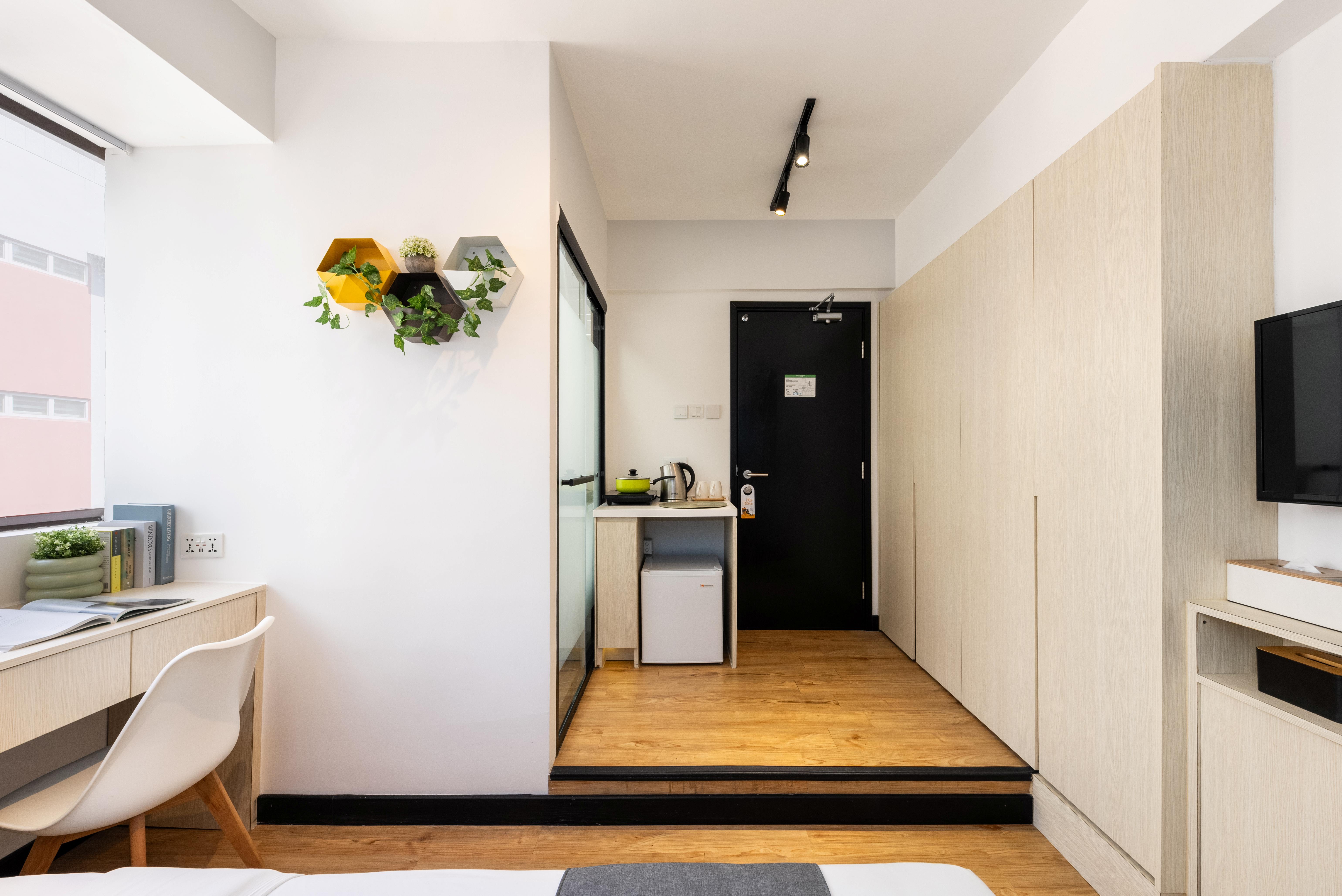 Dash Living on Carnarvon, Standard Studio L Image