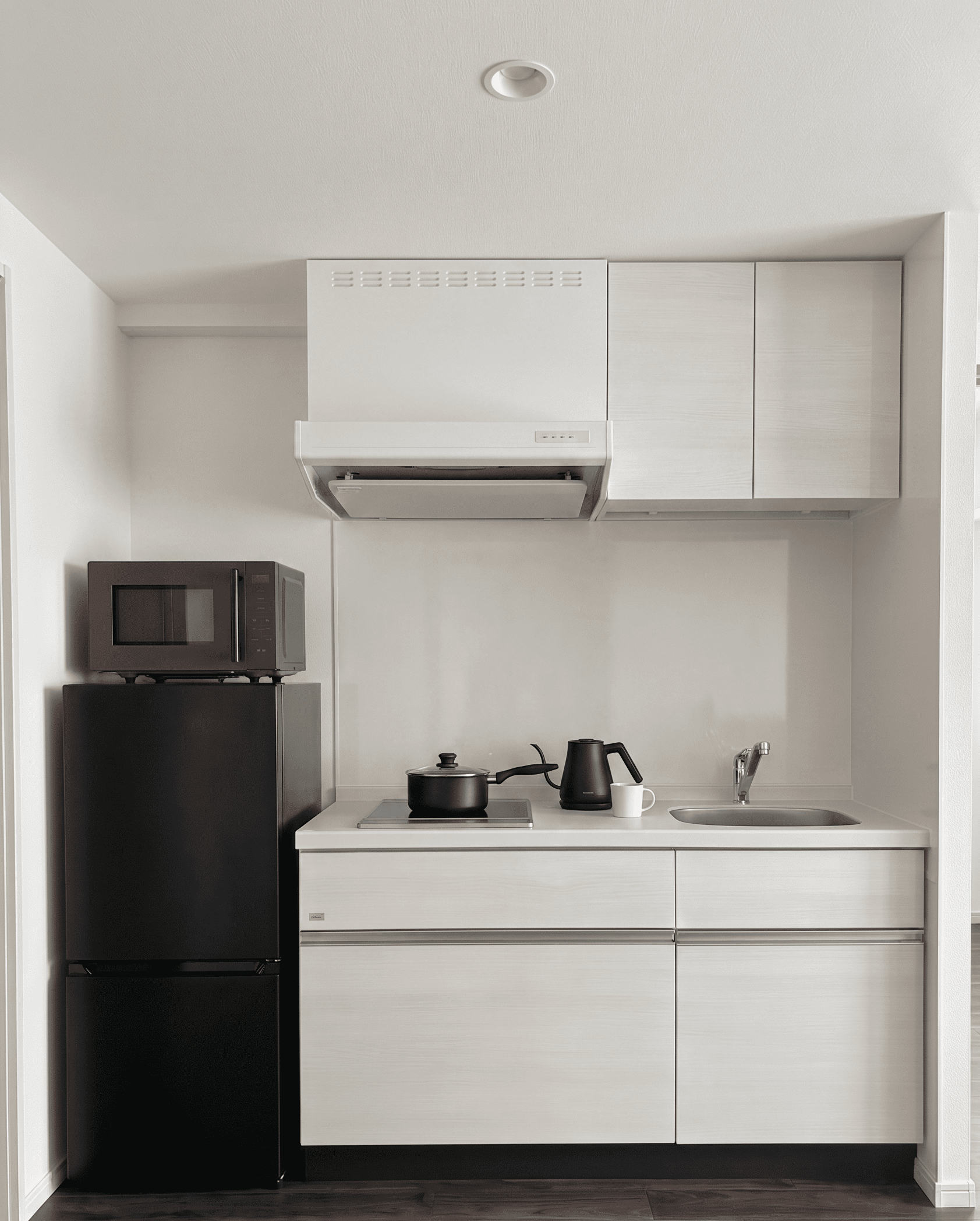 Dash Living Toranomon, Superior-Studio Image