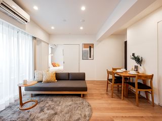 1 Bedroom with Study