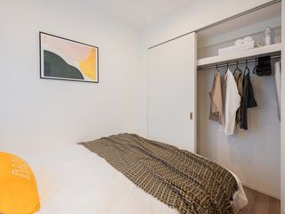 1 Bedroom with Study