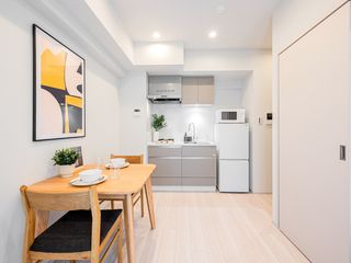 1 Bedroom with Roof Balcony