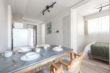 2 Bedroom with Dining Space High