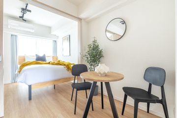 Studio with Standard Balcony