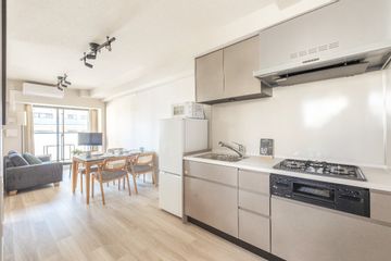 2 Bedroom with Dining Space