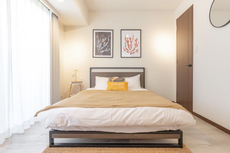 大開放式公寓附陽台和額外窗戶