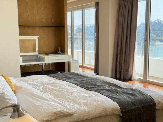 1-Bedroom Premier