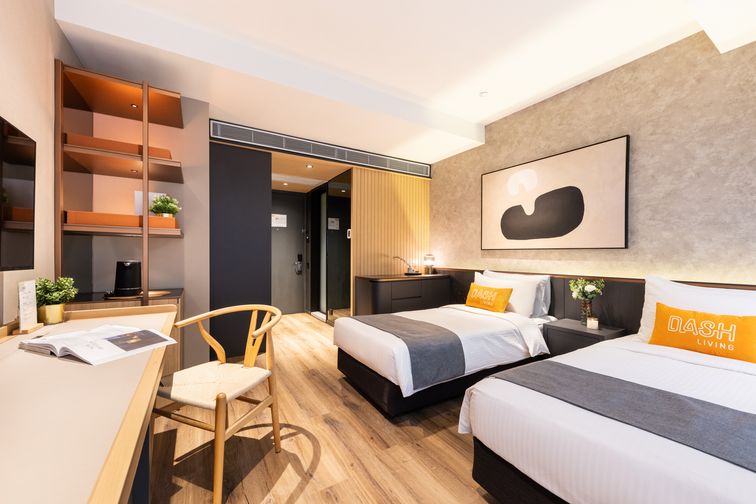 Executive Room with Bathtub
