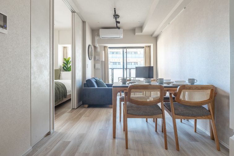 2 Bedroom with Dining Space