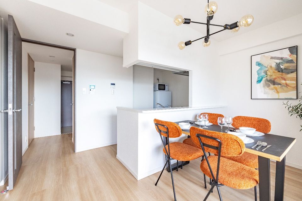 1 Bedroom with Outdoor Living image