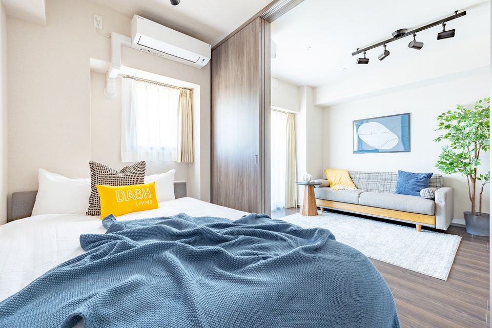 1 Bedroom with Study image